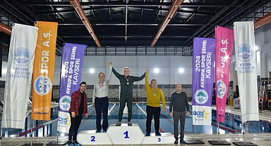 305 Sporcu Sağlık İçin Kulaç Attı