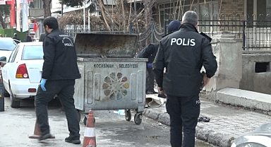 CHP Kayseri İl Binası Önünde Peş Peşe 2 Patlama!