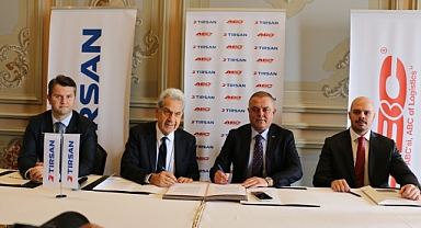 YENİ 300 ADETE İMZA ATTI