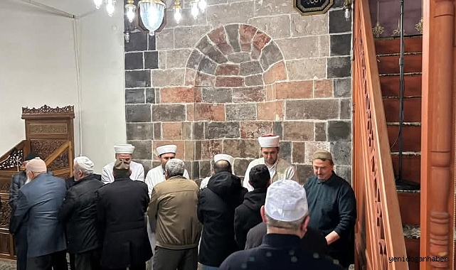 MERKE CAMİDE TERAVİH NAMAZI HATİMLE KILINIYOR